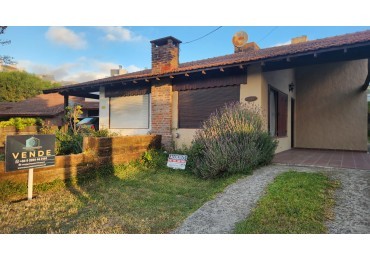 Departamentos y Duplex en Venta en Pinamar Mar de Ostende a 100 mts de la playa 4 Unidades Gas natural